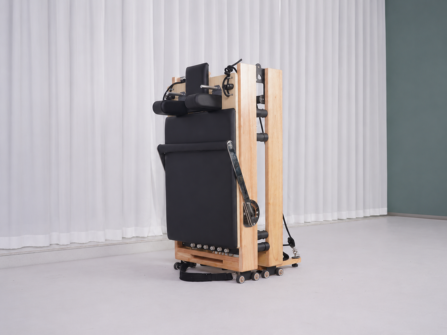 How Gas Springs With Hydraulic Damping Make a Foldable Pilates Reformer Easier to Fold
