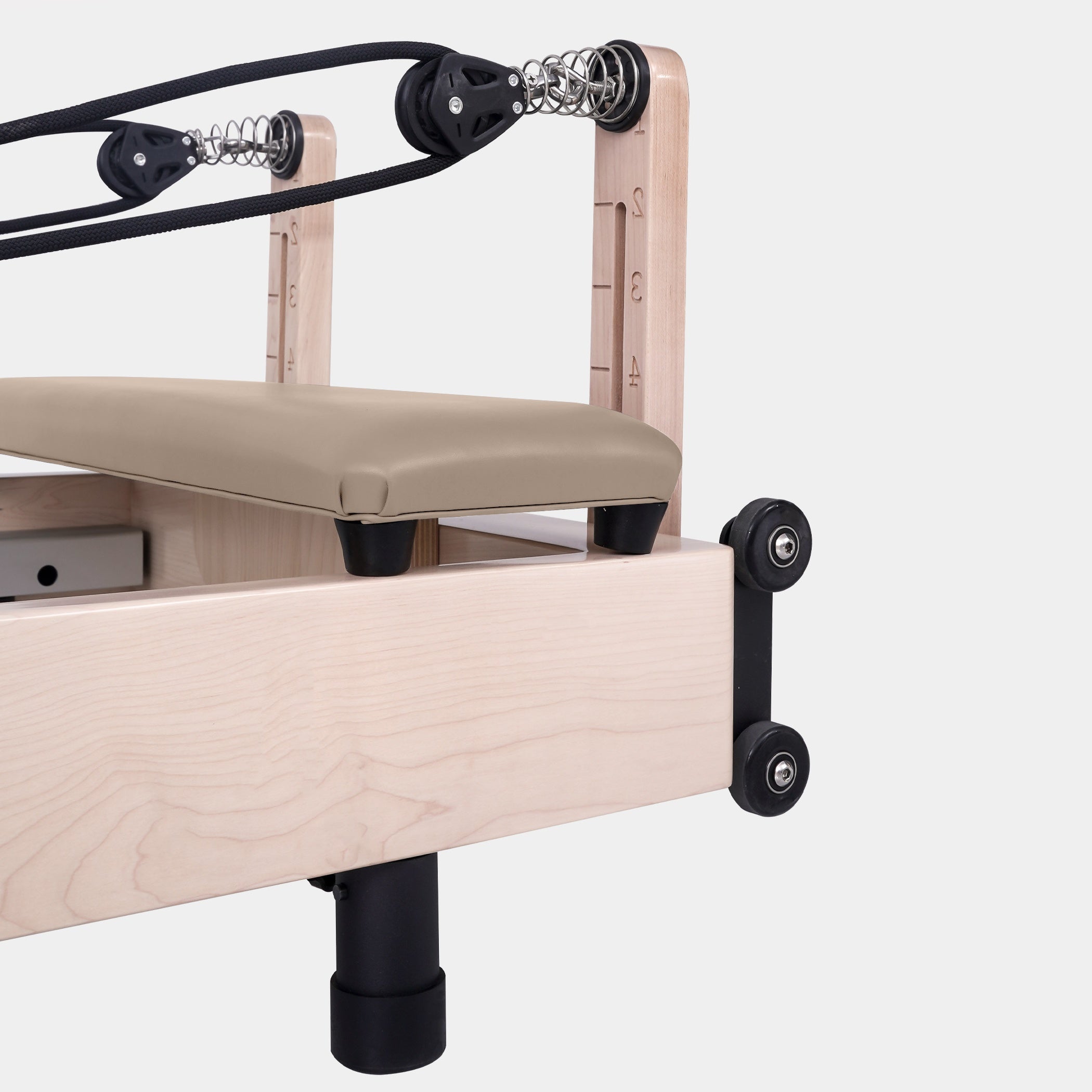 BR Maple Foldable Pilates Reformer – Studio-Level Foldable Reformer