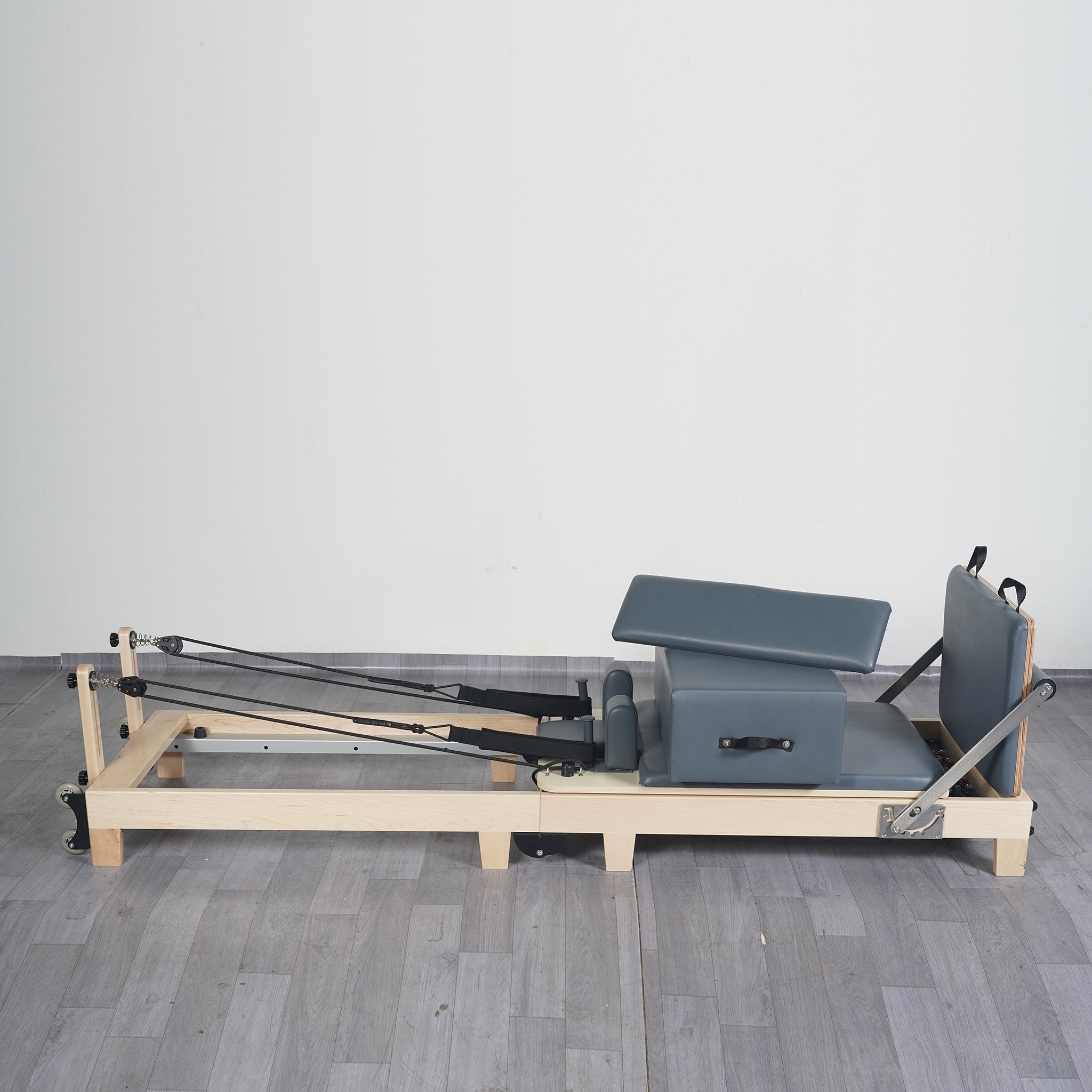 Foldable Maple Wood Pilates Reformer with Solid Wood Legs