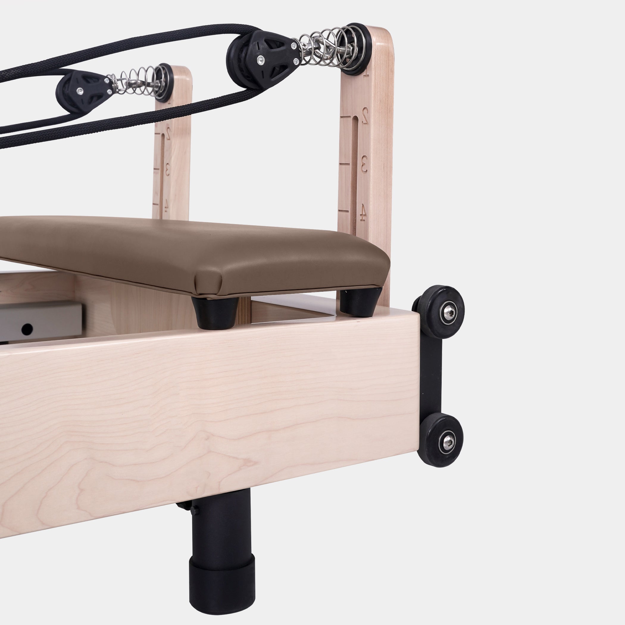 BR Maple Foldable Pilates Reformer – Studio-Level Foldable Reformer